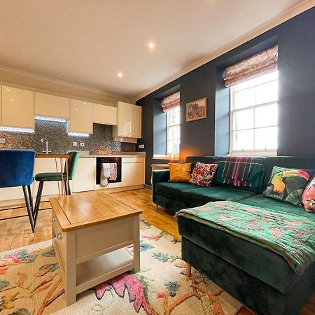 Апартаменты Lively & Energetic 2Br On The Royal Mile Эдинбург Экстерьер фото