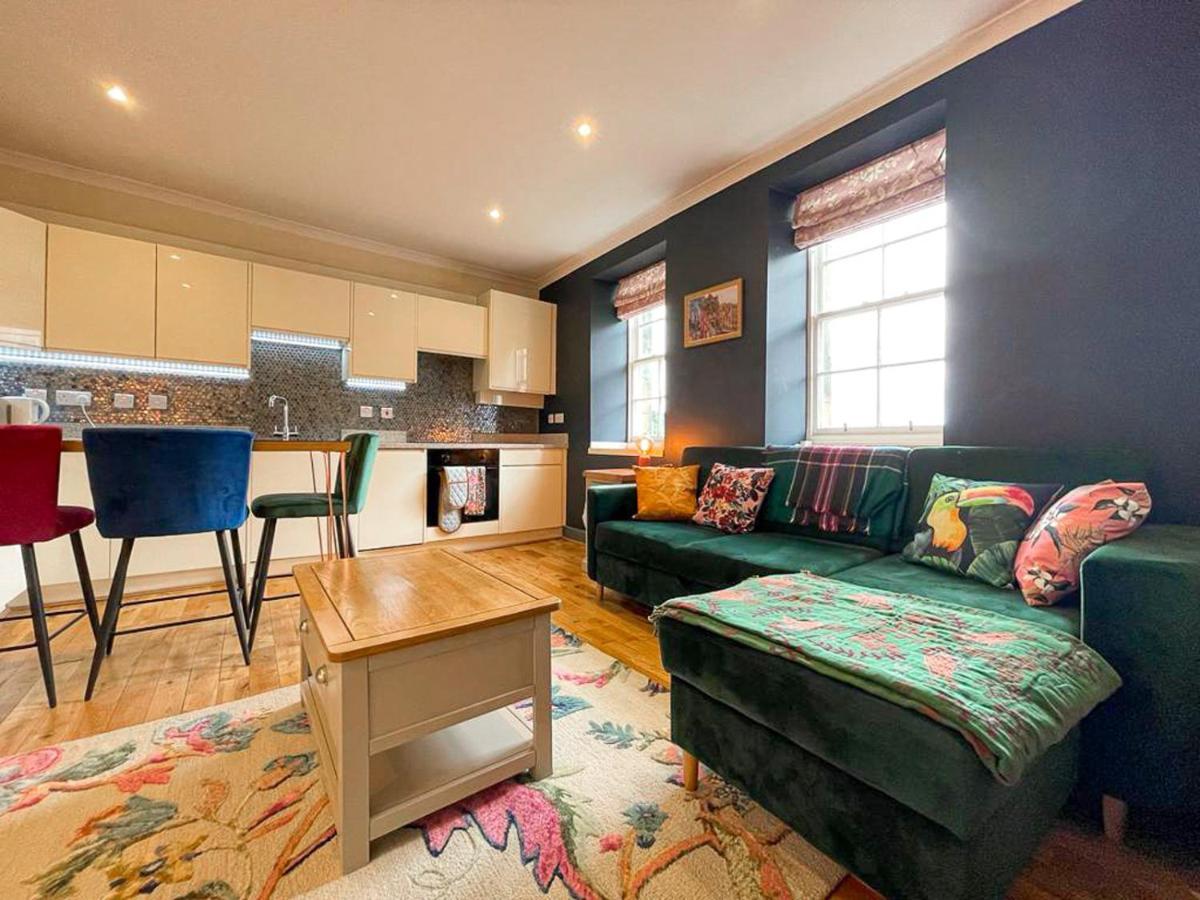 Апартаменты Lively & Energetic 2Br On The Royal Mile Эдинбург Экстерьер фото
