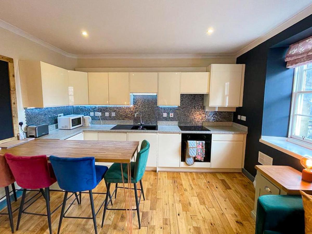 Апартаменты Lively & Energetic 2Br On The Royal Mile Эдинбург Экстерьер фото