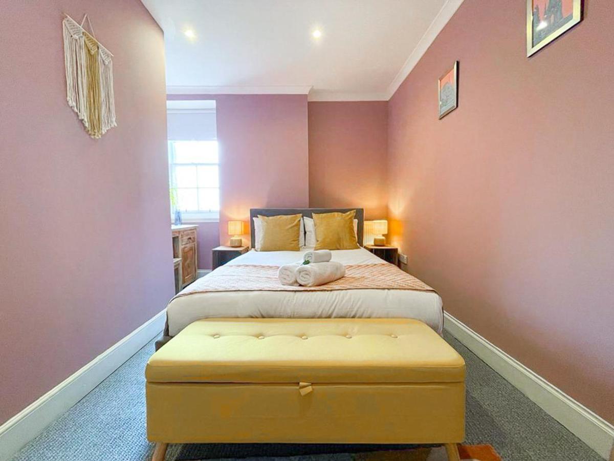 Апартаменты Lively & Energetic 2Br On The Royal Mile Эдинбург Экстерьер фото
