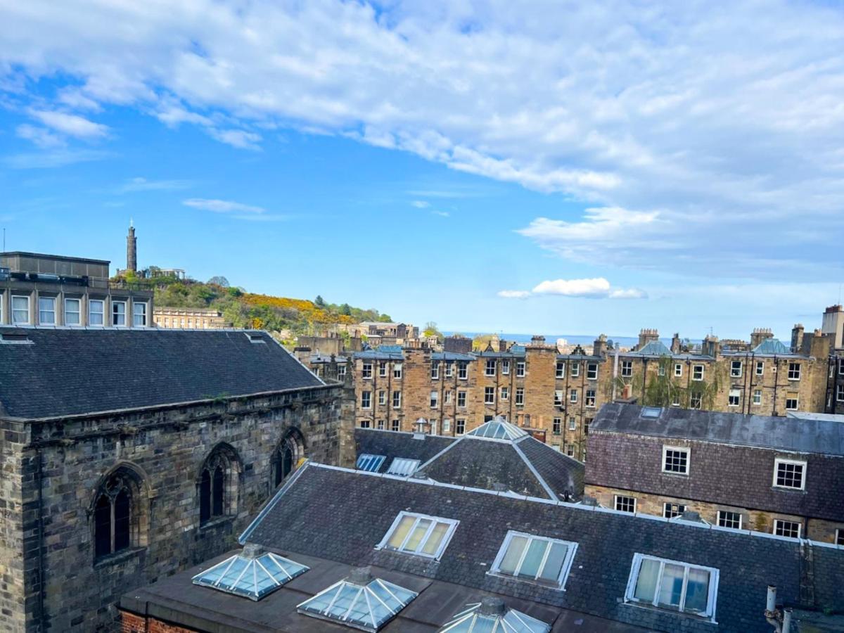 Апартаменты Lively & Energetic 2Br On The Royal Mile Эдинбург Экстерьер фото