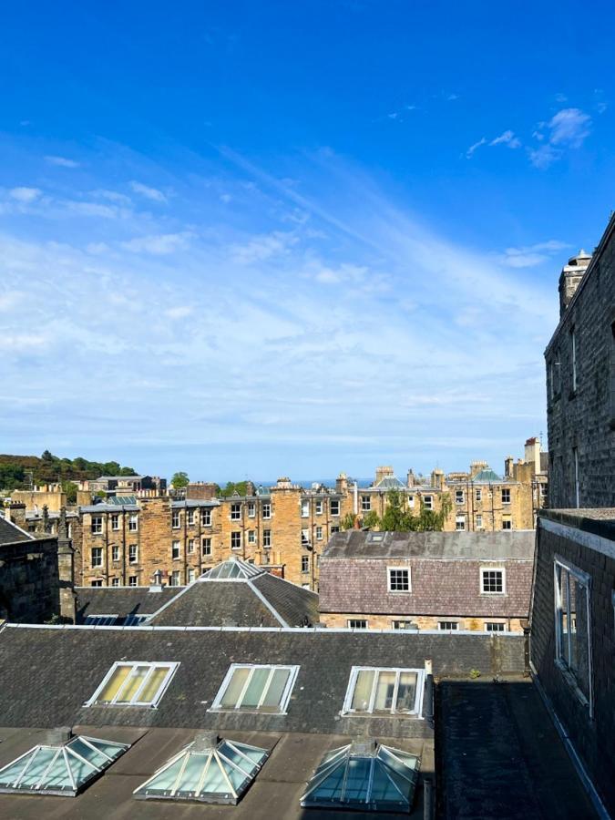 Апартаменты Lively & Energetic 2Br On The Royal Mile Эдинбург Экстерьер фото